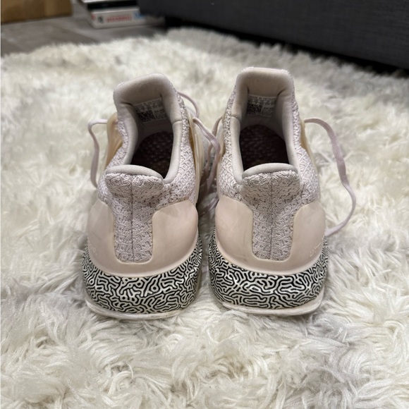 Adidas Originals Ultraboost DNA Shoes Women's 8.5 GV8720 - Picture 4 of 6